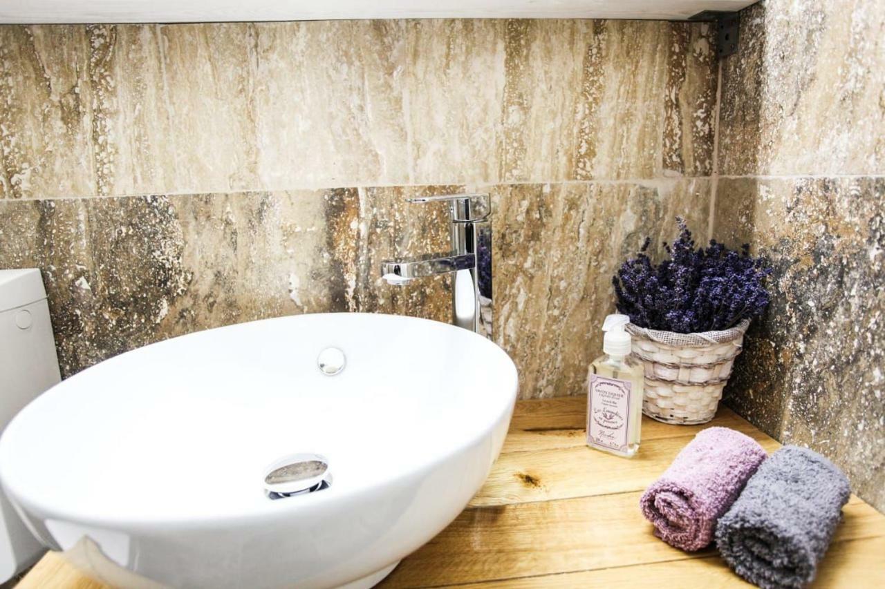 Lavender Villa Неводарі Екстер'єр фото